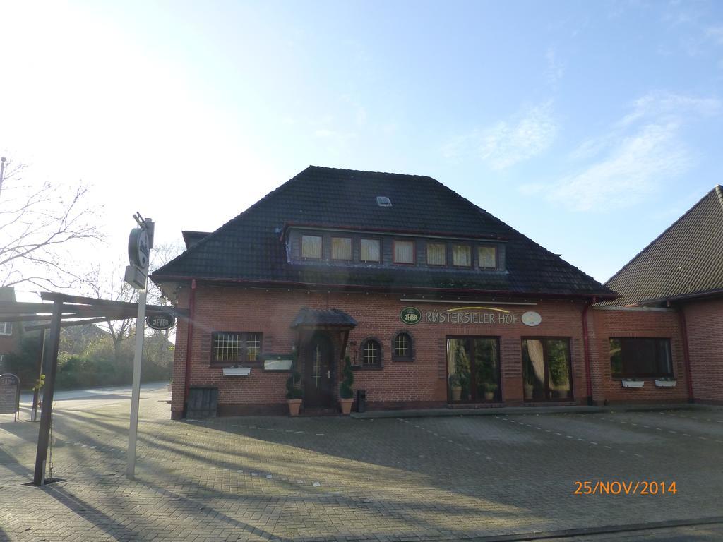 Hotel Ruestersieler Hof فيلهلمسهافن المظهر الخارجي الصورة